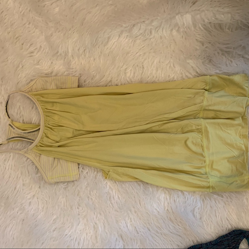 LIGHT GREEN LULULEMON TANK TOP